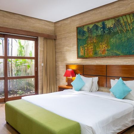 The Green Zhurga Suite Kerobokan  Ngoại thất bức ảnh