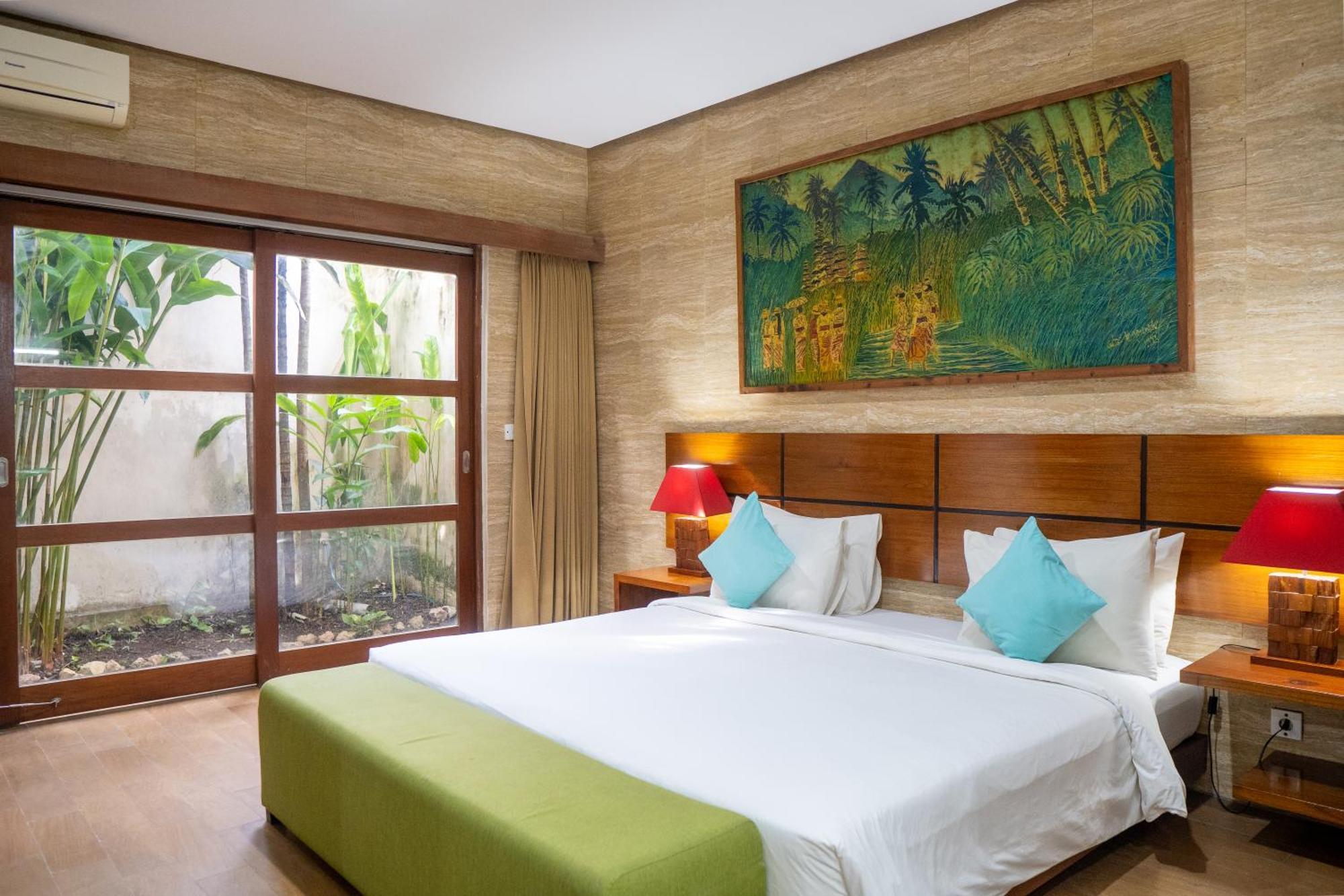 The Green Zhurga Suite Kerobokan  Ngoại thất bức ảnh