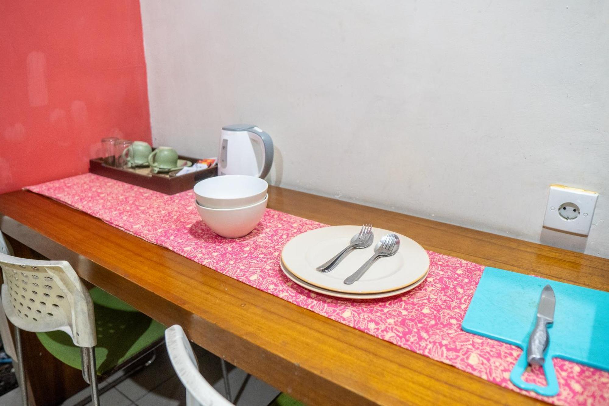 The Green Zhurga Suite Kerobokan  Ngoại thất bức ảnh